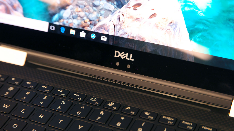 Illustration for article titled Dell's XPS 15 2-in-1 Wants to Be the Anti-MacBook Pro